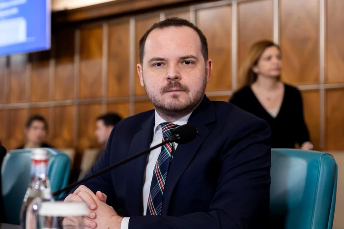 Negocieri la Washington între Alexandru Rogobete și Pfizer: Ce se întâmplă cu datoria de datoria de 600 de milioane de euro