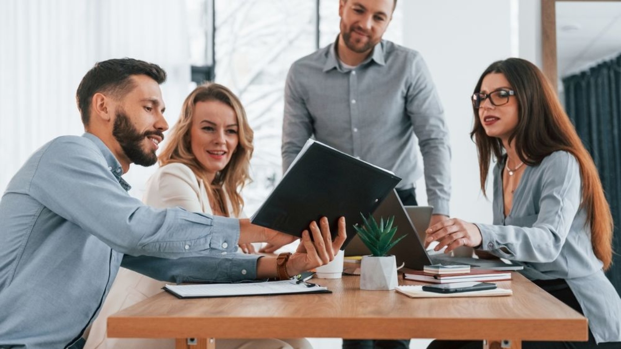 Ce cadouri oferă companiile pentru angajați de Paște: „Este o situație economică dificilă pentru toată lumea”