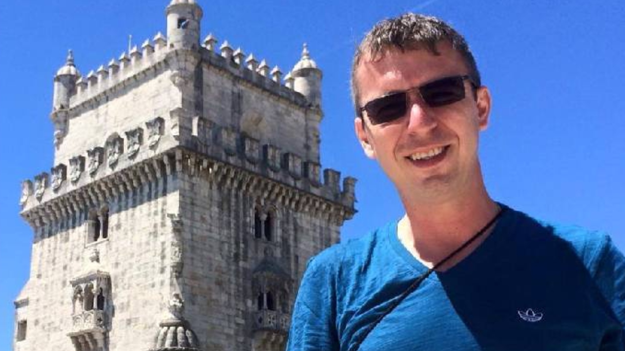 Un cunoscut medic ortoped din Oradea a murit la numai 51 de ani, după ce a suferit un infarct miocardic. Era asistent universitar la Facultatea de Medicină şi Farmacie din oraș