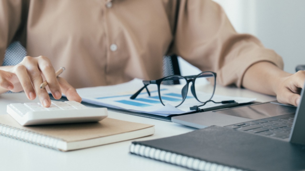 Vești bune pentru zeci de mii de români. Indemnizațiile de șomaj vor ajunge la beneficiari înainte de Paște