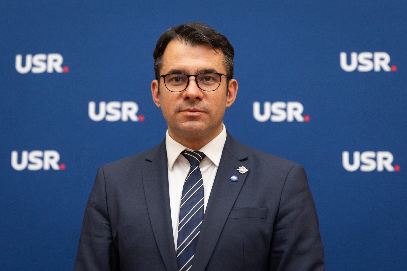 USR nu mai vrea să guverneze cu PSD, dacă Bolojan este ”debarcat”: ”Dacă vor să guverneze cu AUR, să ne anunțe și pe noi”