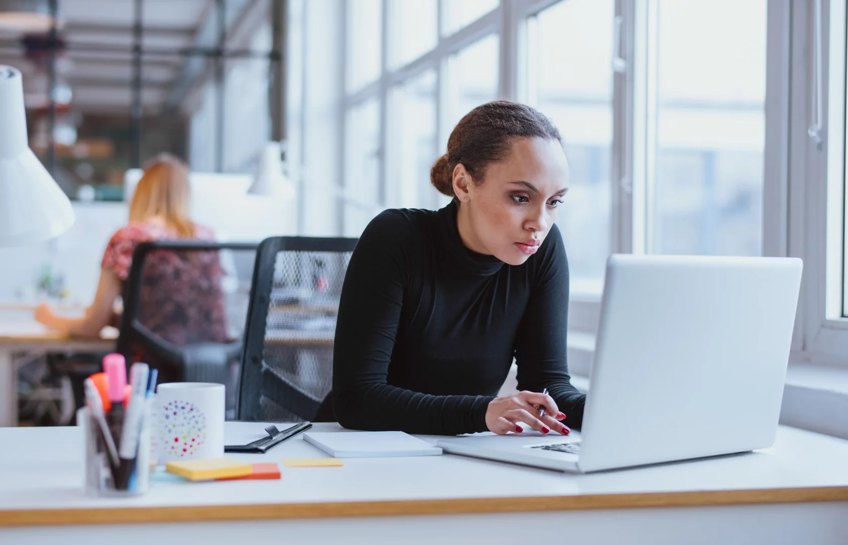 Vestea momentului pentru IT-iștii români: Compania care recrutează angajați pe bandă