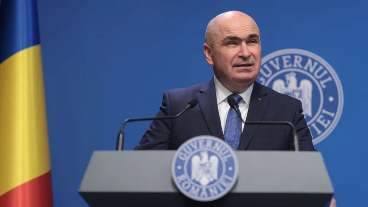 Reforma lui Ilie Bolojan, blocată în instanță la Covasna. Sindicaliștii au obținut suspendarea tăierilor de posturi din primării