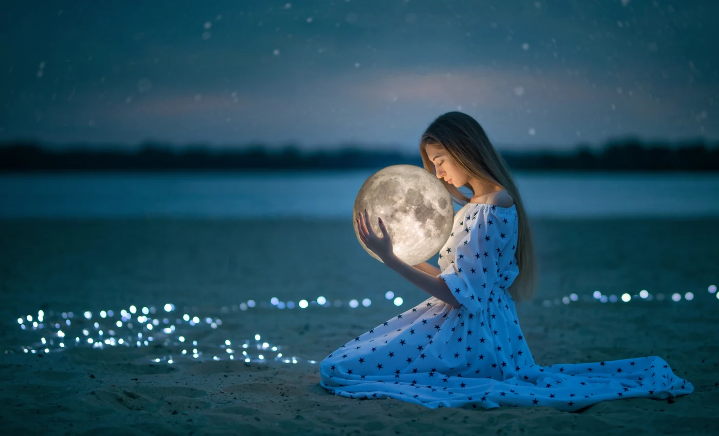 Luna Plină Albastră din 31 mai 2026 aduce, pentru 5 zodii, revelații intense, schimbări de direcție și momente de adevăr