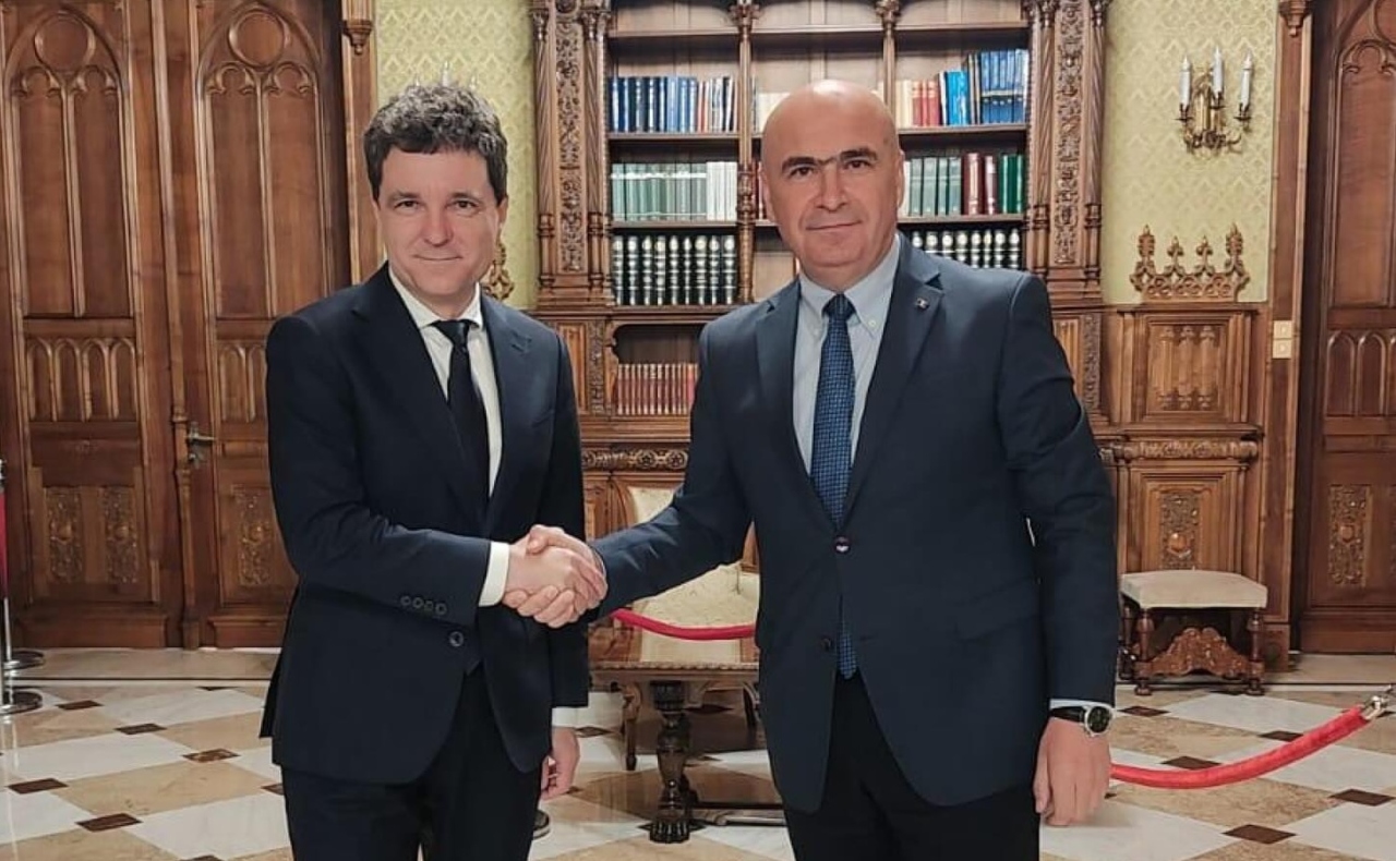 Bolojan pe repeat? Controversă uriașă privind posibilitatea ca Nicușor Dan să-l desemneze premier tot pe șeful PNL. Ce spune Constituția