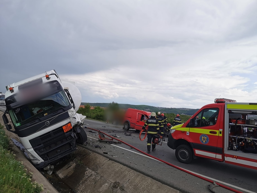 Accident grav la Cluj, a fost COD ROŞU de intervenţie