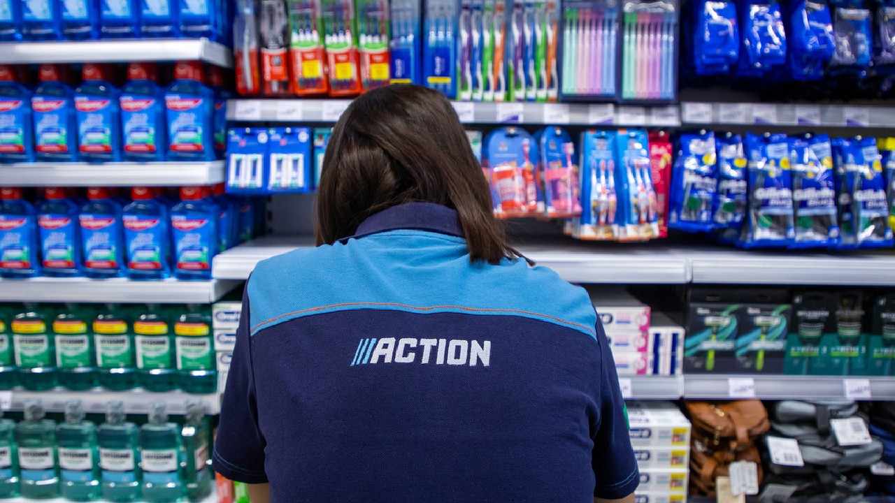 Lanțul olandez Action continuă să se extindă în România. Retailerul va deschide un nou magazin în Târgoviște