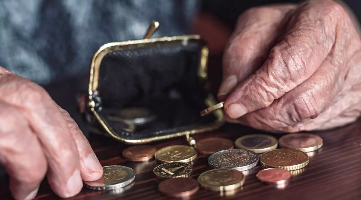 Reguli mai stricte pentru românii care primesc ajutoare sociale. Cu doar câteva ore de muncă pe săptămână puteai obține beneficii