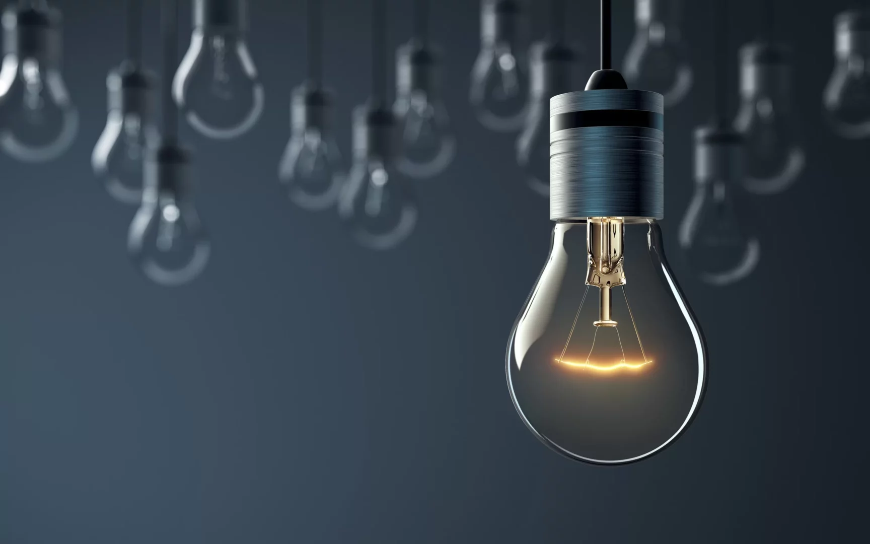 Un sibian a câștigat în instanță împotriva distribuitorului de energie. Tensiunea electrică slabă, sancționată de ANRE
