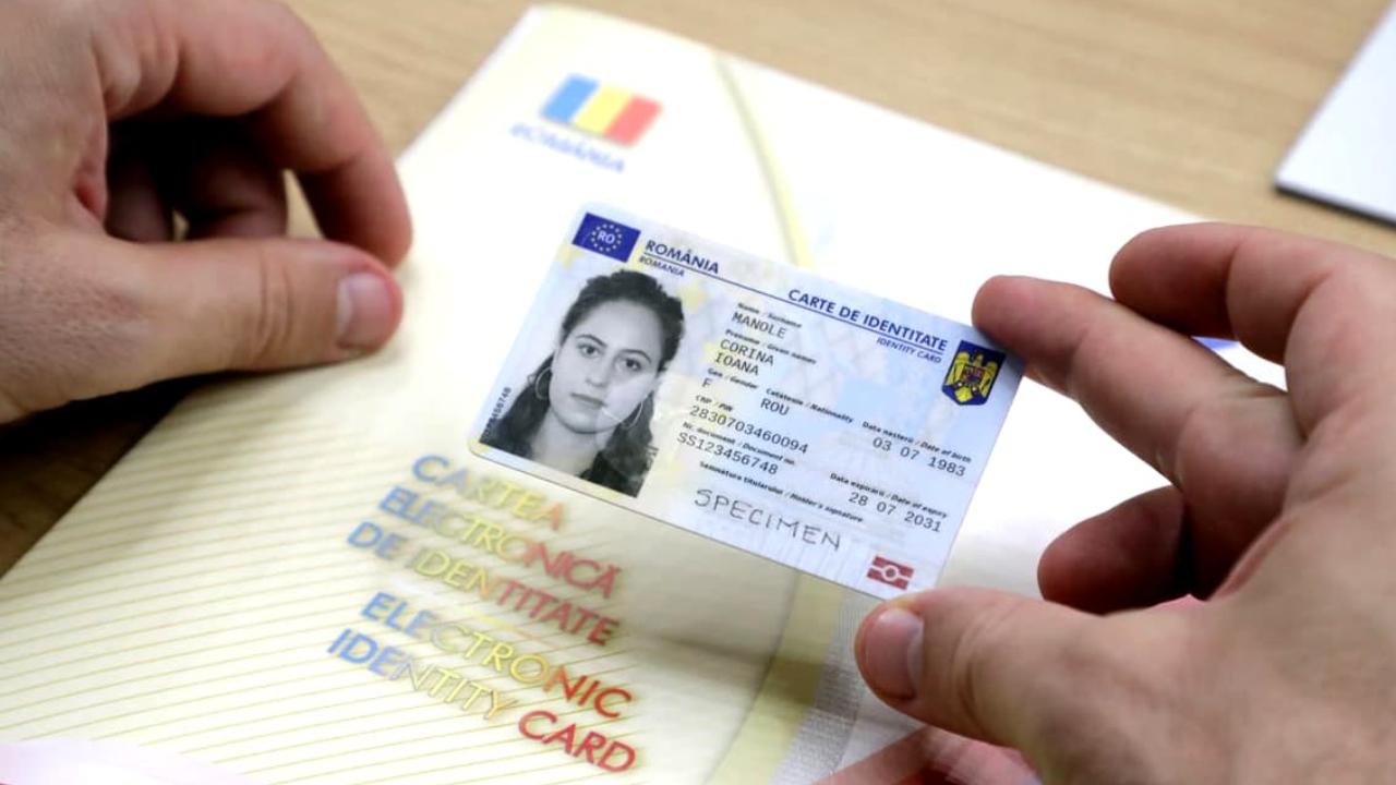 Ce nu vor mai trebui să facă românii atunci când solicită crearea cărții de identitate. Schimbarea care va simplifica relația dintre cetățeni și instituții