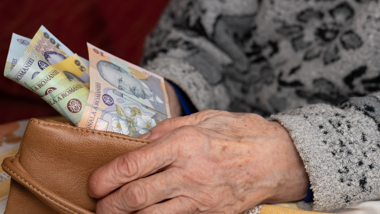 Bani în plus pentru pensionari! Cine sunt seniorii care beneficiază de 480 de lei în plus la pensie