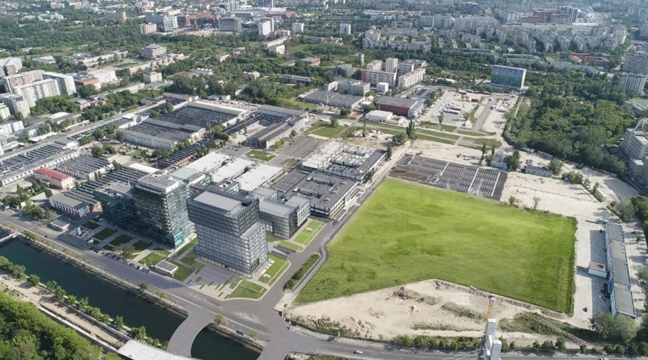 După 10 ani de pauză, fabrica Semănătoarea din București reîncepe producția sub conducerea familiei Rădulea