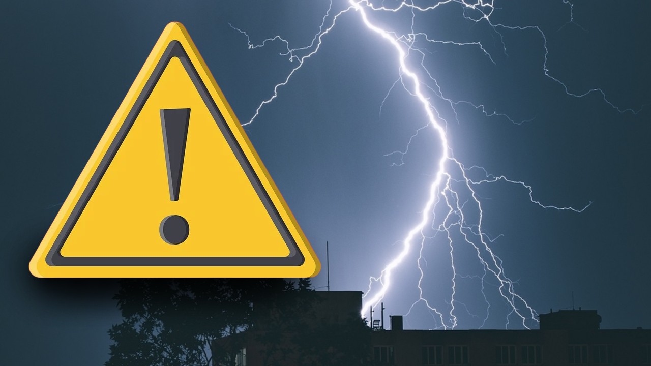 Meteorologii anunță cinci zile de furtuni puternice în București. Temperaturile scad brusc la mijlocul săptămânii