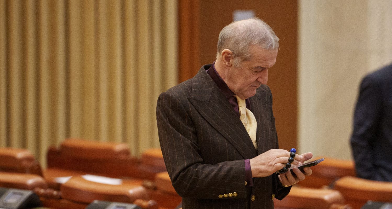 Gigi Becali și-a schimbat numărul de telefon după ce a fost publicat online de Cristian Rizea. „M-au sunat 500 de oameni instant!”
