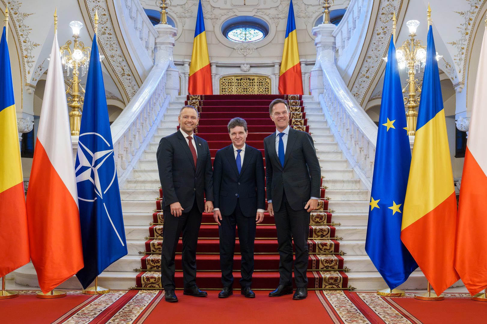 Secretarul general al NATO, Mark Rutte, la Bucureşti: „Nu putem să lăsăm garda jos în faţa Rusiei”