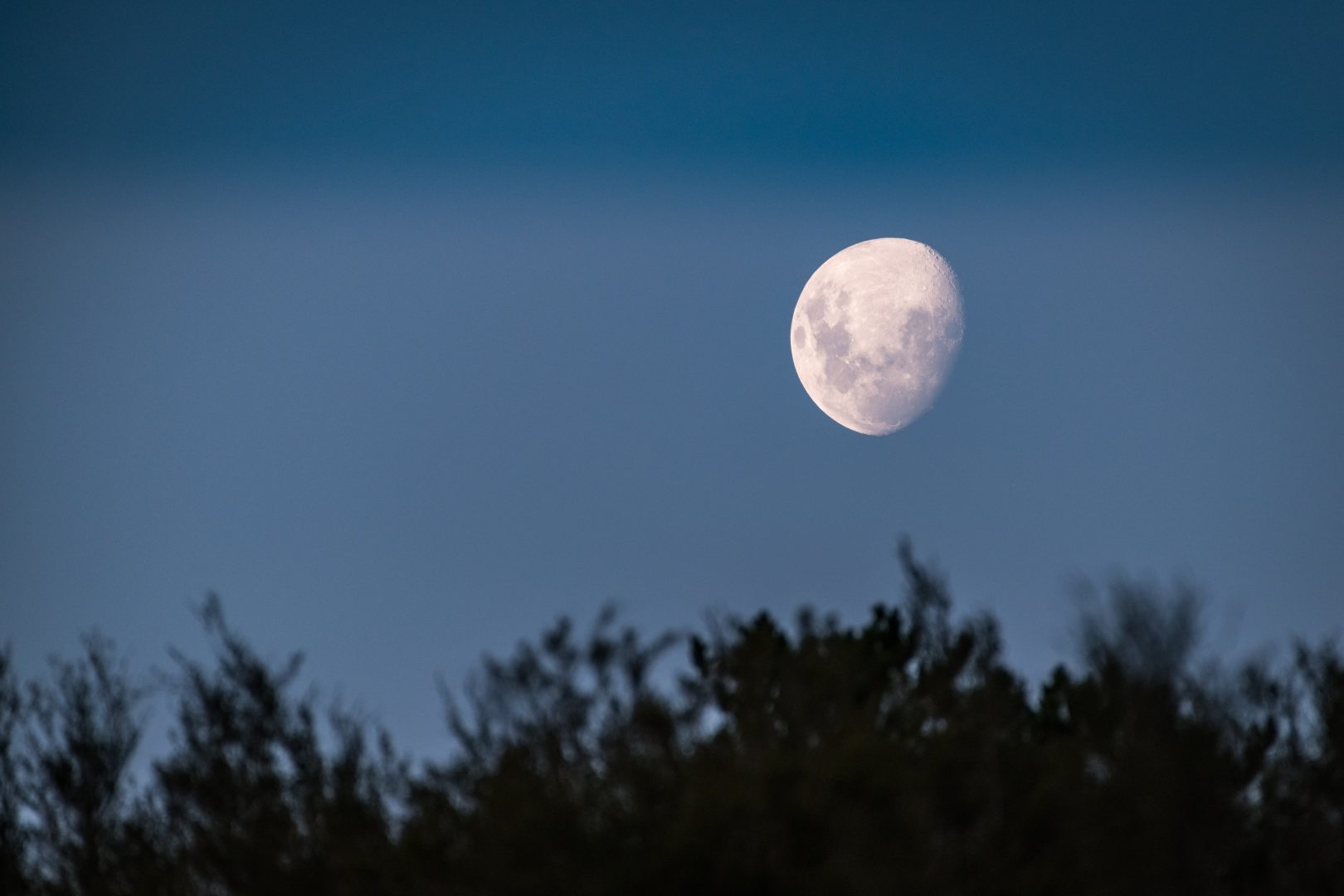Luna albastră din 31 Mai poate schimba radical destinul unor zodii. Cum afectează fenomenul rar de la finalul lunii destinul acestor nativi