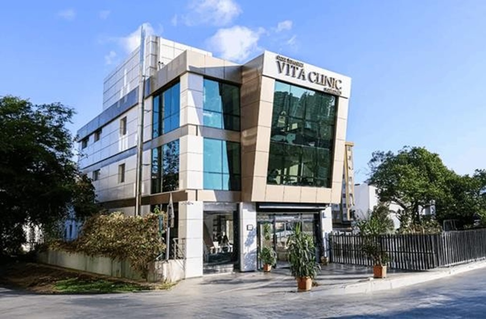 Istanbul Vita aleasă clinică lider transplant păr Turcia