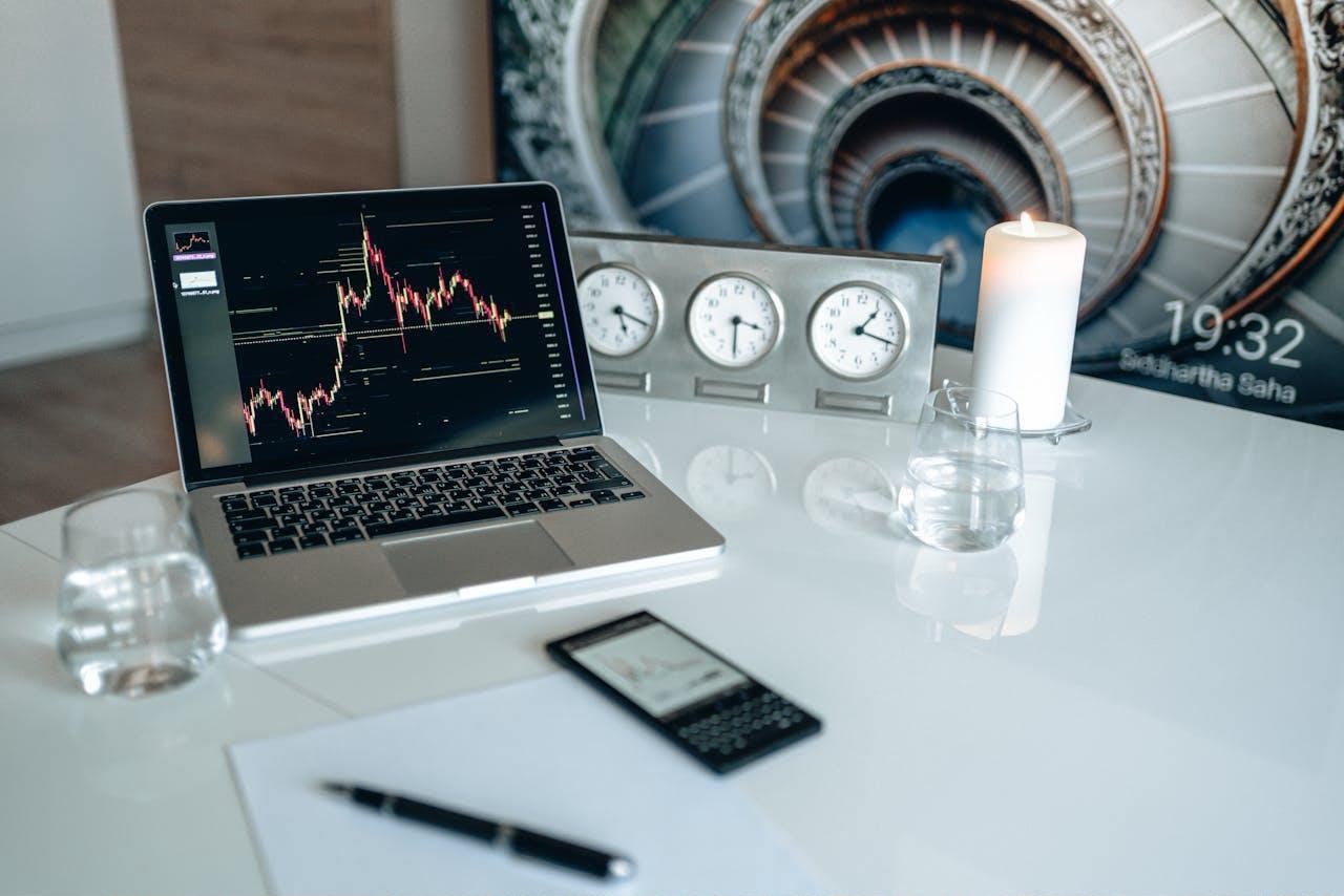 ETF-uri cu acumulare vs. distribuire: ce să alegi?