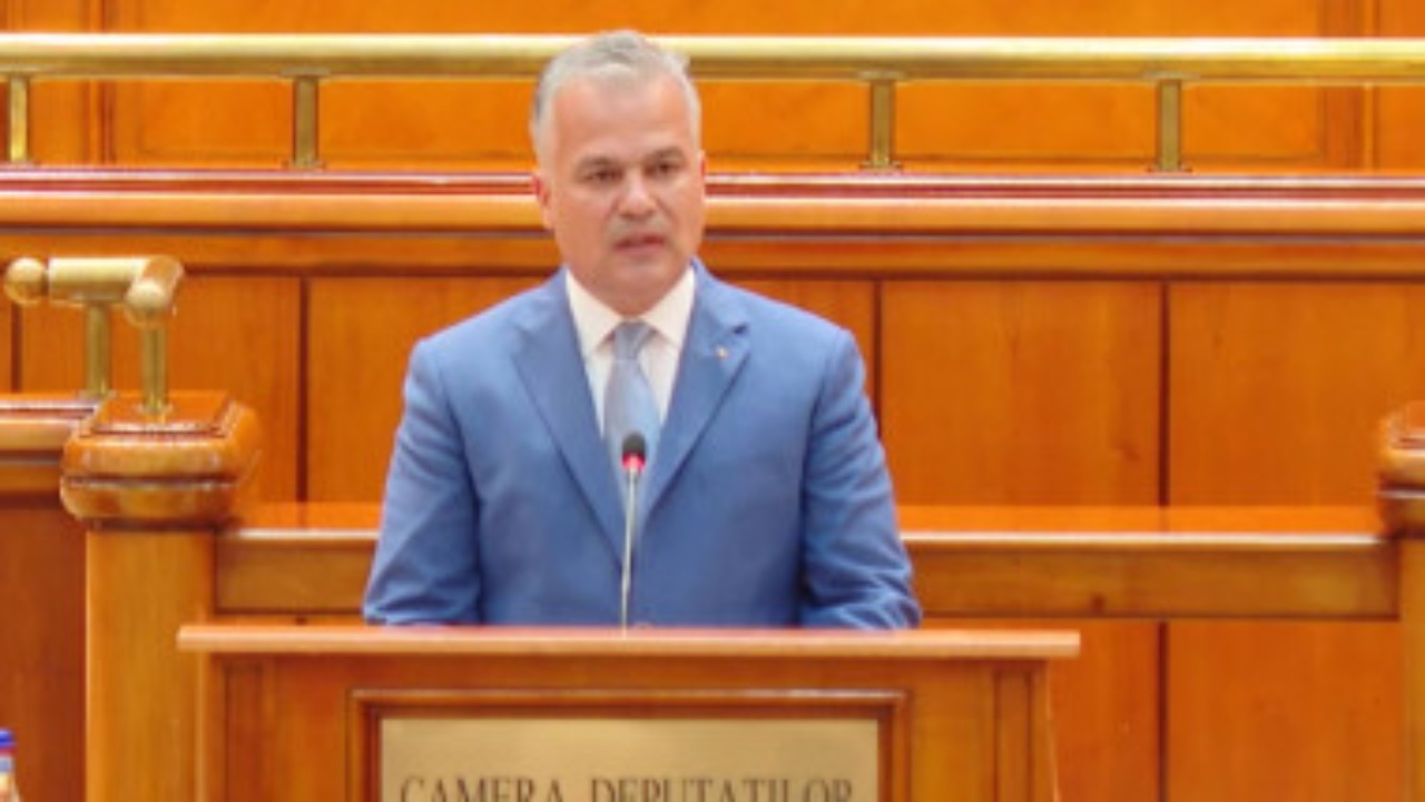 Veștea, înaintea votului pentru învestire: ”Avem nevoie urgentă de stabilitate și de un guvern cu puteri depline”