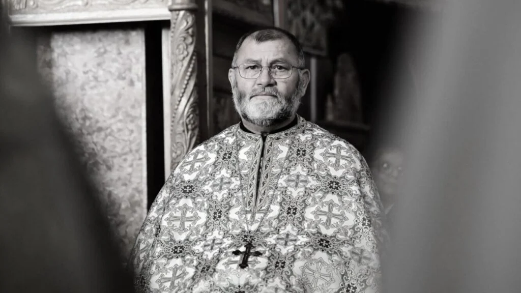 A murit părintele Alexandru Ghenț, unul dintre cei mai iubiți preoți din Cluj: „Oamenii din Feleac și nu numai și-l vor aminti ca pe un om minunat”