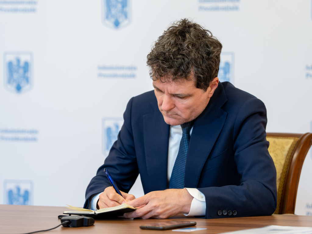 Conflict constituțional pe Legea Minelor: Președintele Nicușor Dan refuză promulgarea și acuză Camera Deputaților că a ignorat Senatul