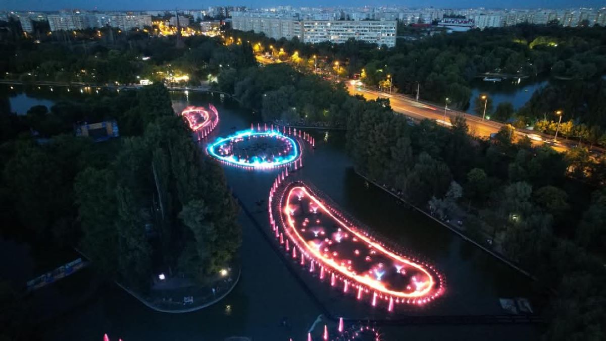 Fântânile arteziene din Parcul IOR: spectacol pentru zeci de mii de bucureșteni