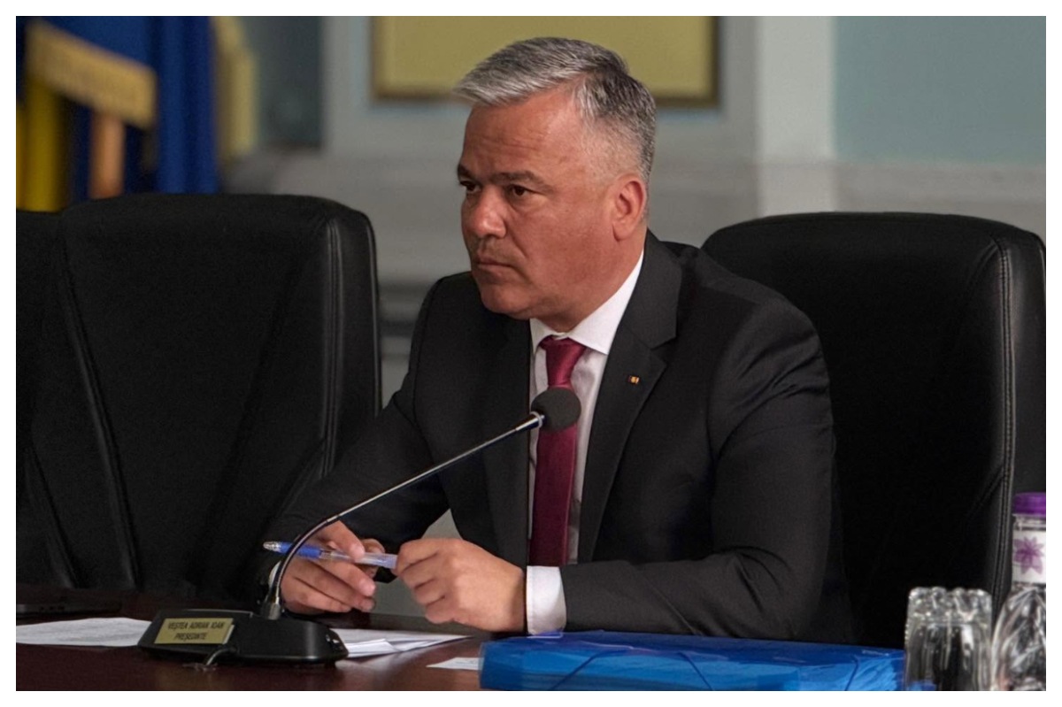 Cutremur pe scena politică după desemnarea lui Adrian Veștea ca premier. Andrei Țăranu: ”Procesul de rupere a PNL-ului a început odată cu această desemnare”