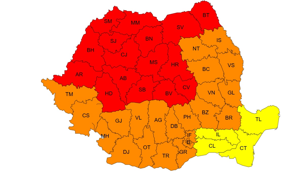 Alertă cod roșu de caniculă în România. Temperaturile resimțite depășesc 40 de grade. Noaptea va fi tropicală