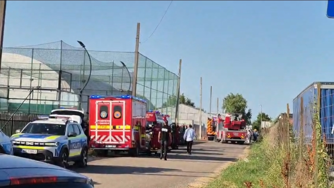 Incendiu la o terasă din Constanța. Copii și adulți prezenți la o petrecere au fost evacuați