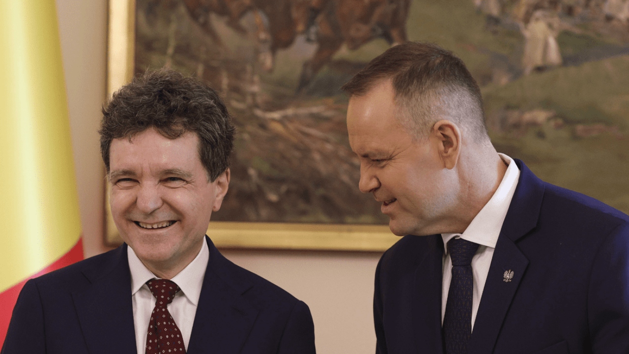 Nicușor Dan vizitează Polonia în plină criză politică. Care este scopul deplasării