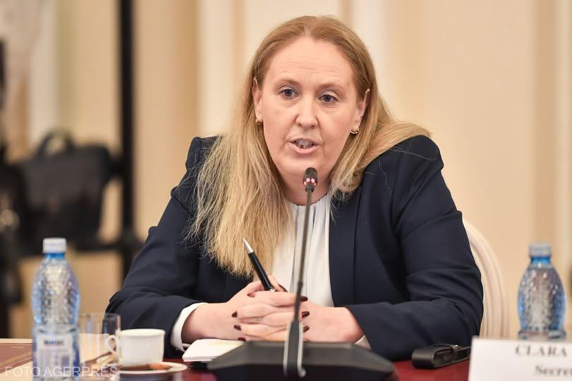 Atacurile USR împotriva noii șefe ICR, demontate de realitate. Cum a transformat Corina Încrosnatu speculațiile politice într-o reformă radicală a instituției