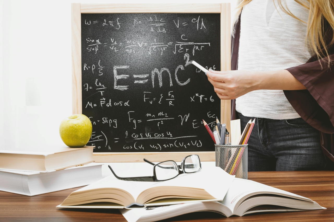 Salarii 2026. Cât câștigă profesorii din România. Prăpastie imensă între universitar și preuniversitar!