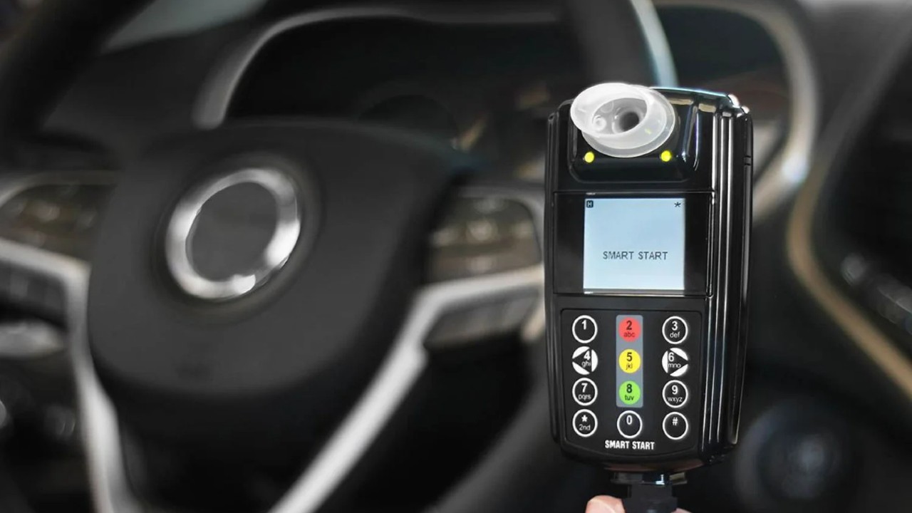 Uniunea Europeană ia măsuri mai dure pentru prevenirea conducerii sub influența alcoolului. Mașinile vor primi un dispozitiv special