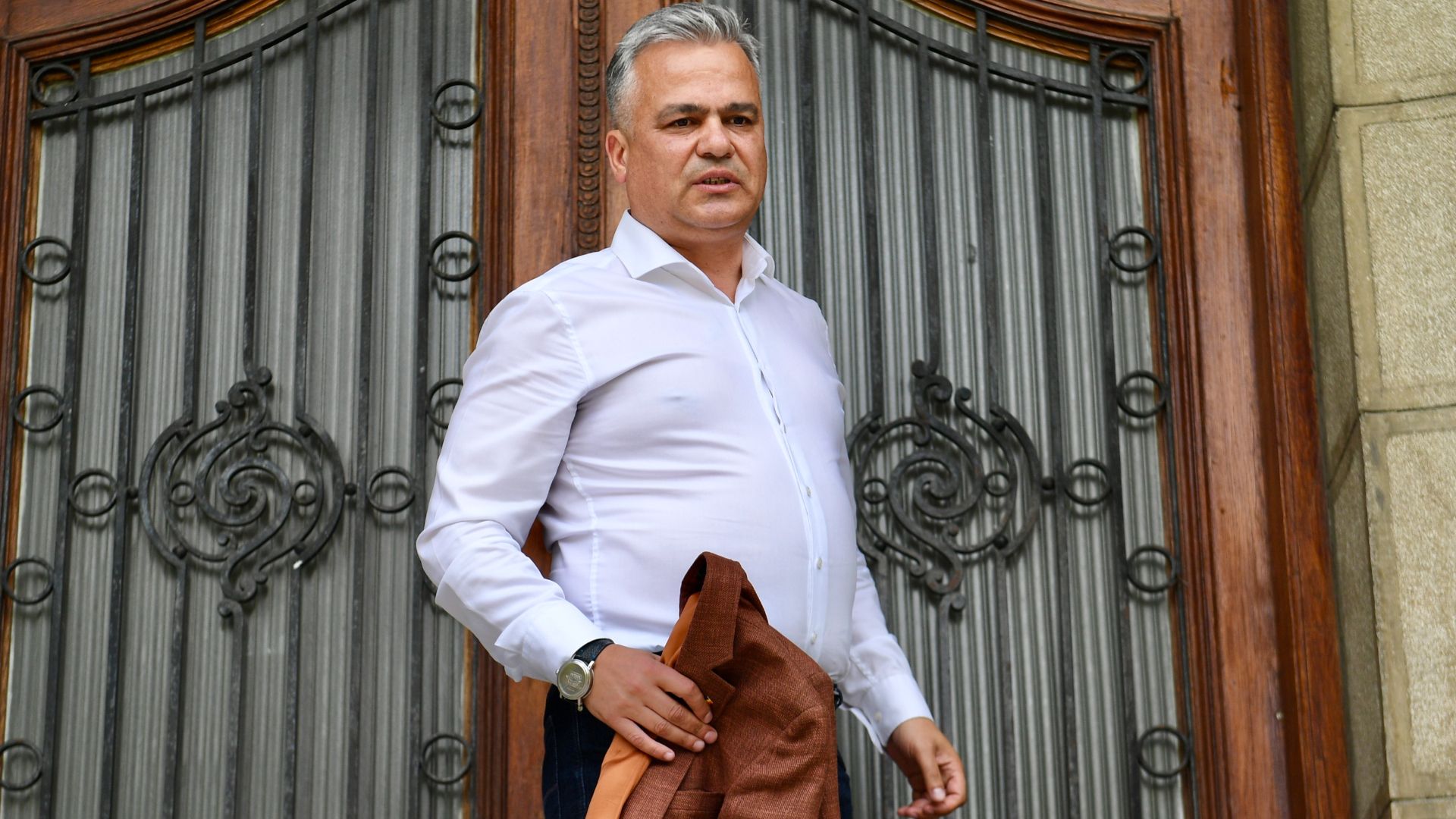 Adrian Veștea forțează alianța cu PSD: „Nu există un calcul matematic să poți face majorități cu partidele pro-europene cu excepția PSD”