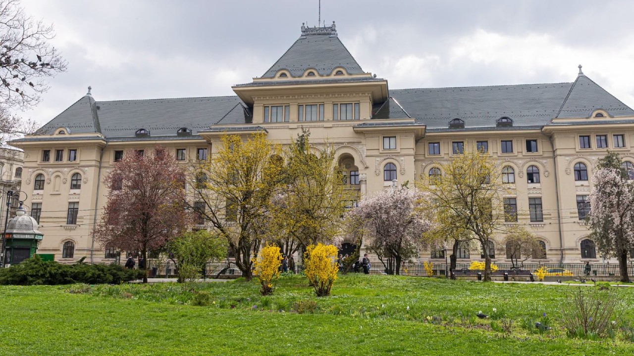 Primăria Capitalei nu are autorizație ISU la incendiu. Serviciile de expertiză au fost scoase la licitație după nouă ani de la reabilitarea clădirii