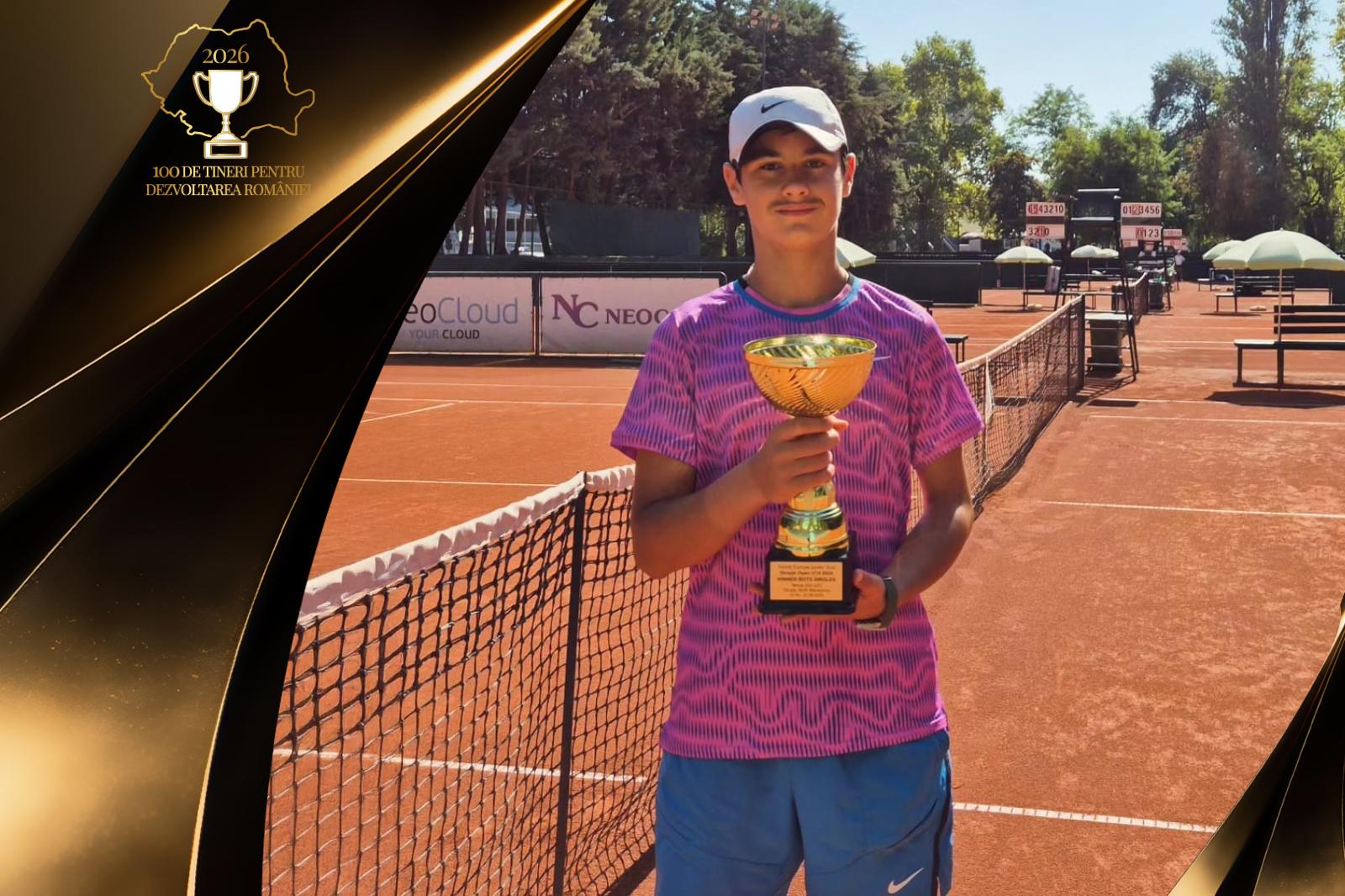 Campion la 15 ani! Albert Ivan, un puşti de 15 ani din Alexandria, se bate cu aşi ai tenisului mondial