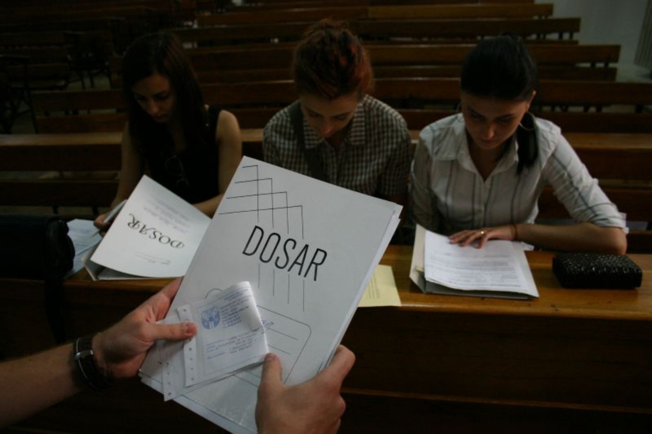 Admitere la facultate 2026. Calendarul complet al înscrierilor. Când pot fi depuse dosarele la principalele universități, când se dau rezultatele