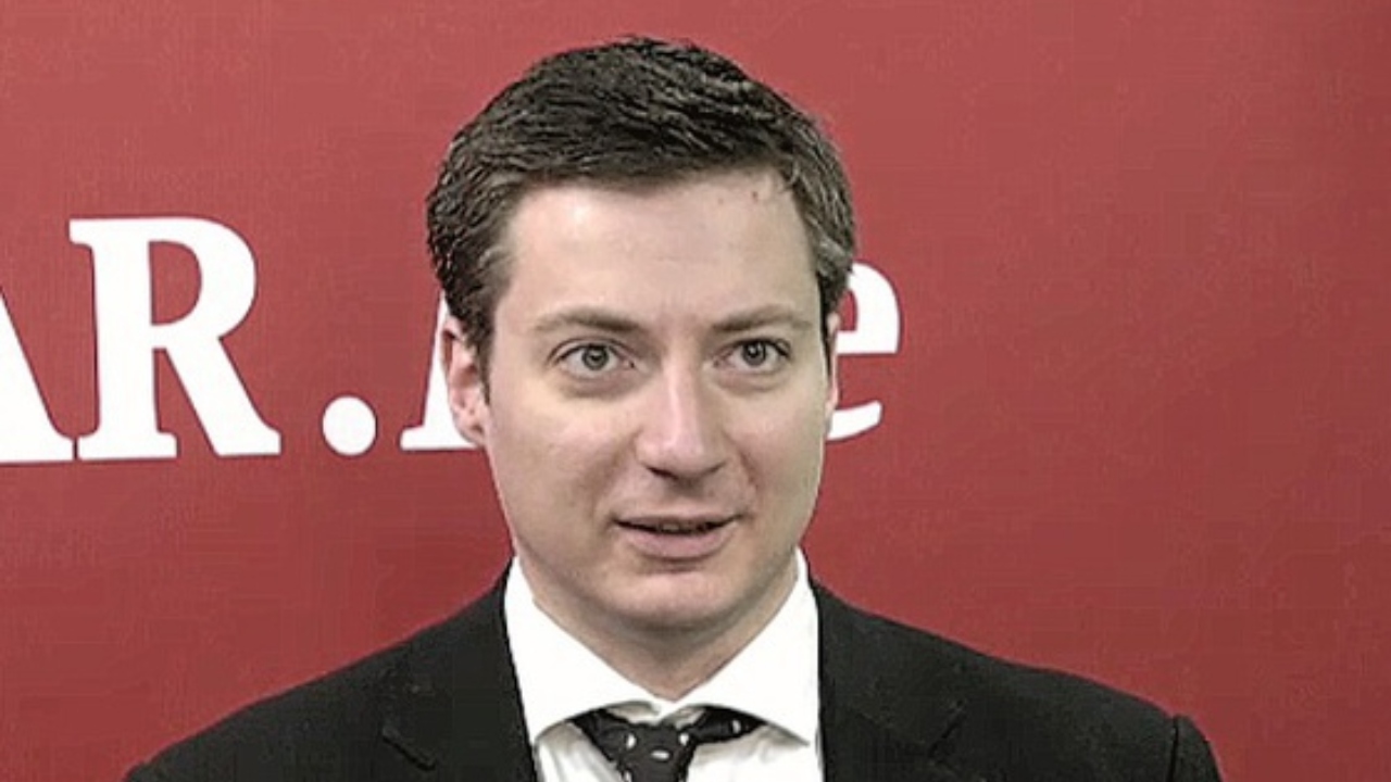 Andrei Caramitru susține că România nu mai poate continua cu „dosar cu șină” și „baroni de stepă”: Lucrurile vor plezni rău de tot aici. E deja absurd și penibil și o rușine