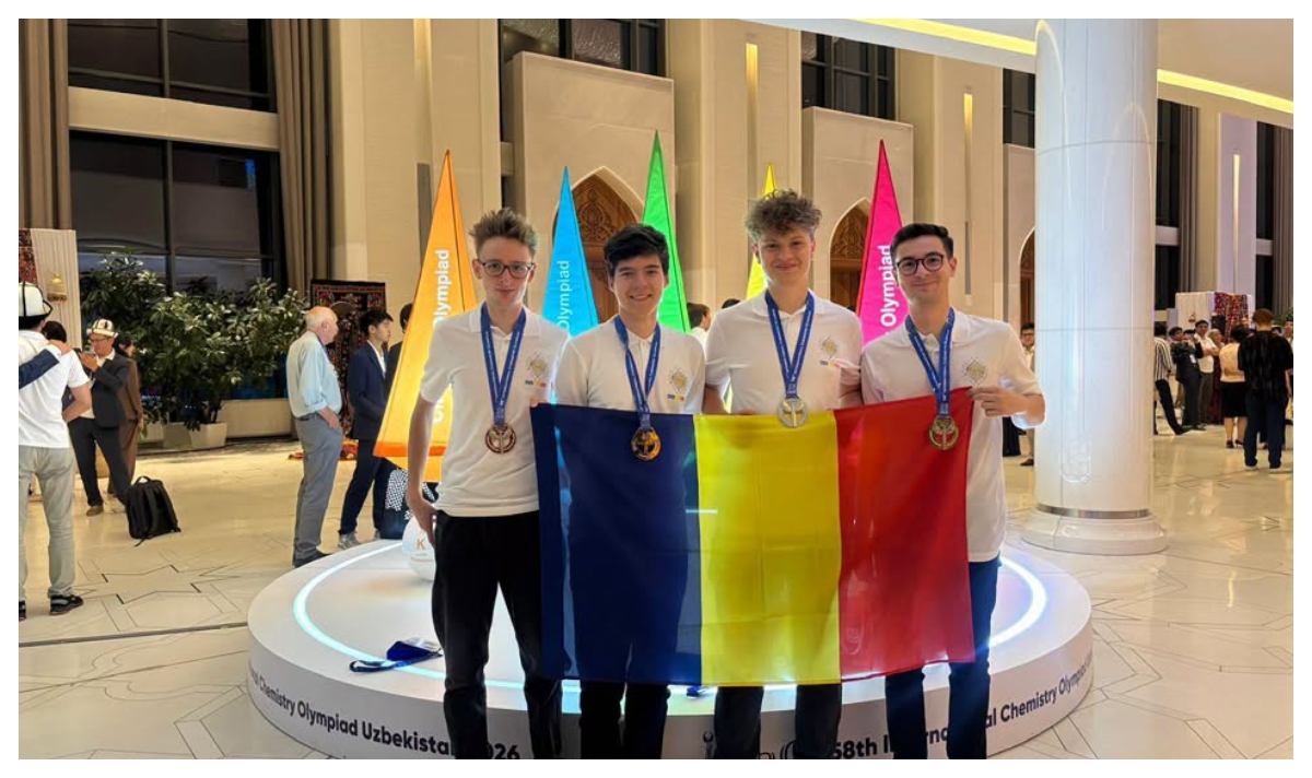 Elevii români au făcut performanță la Olimpiada Internațională de Chimie din Uzbekistan. Au obținut o medalie de aur, două de argint și una de bronz
