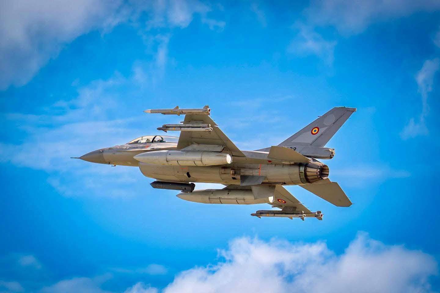 Traseul dronei doborâte de F-16. A intrat pe la Sulina, a coborât spre Fetești și s-a întors spre Buzău. Echipaje ale ISU au plecat în căutarea ei