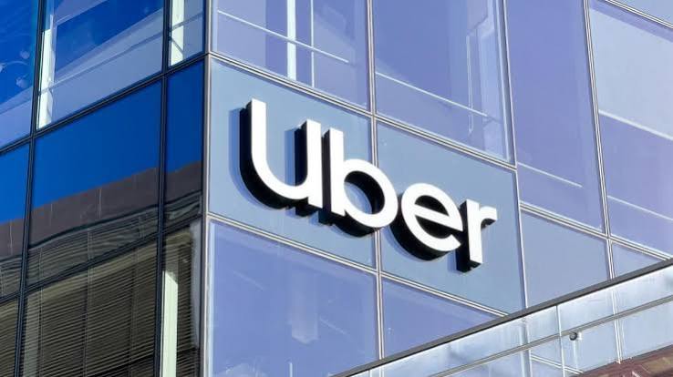 A plătit o cursă de Uber în care nu s-a aflat nicio secundă. Povestea virală a unui pasager care nu a mai ajuns la destinație și nici nu și-a recuperat toți banii