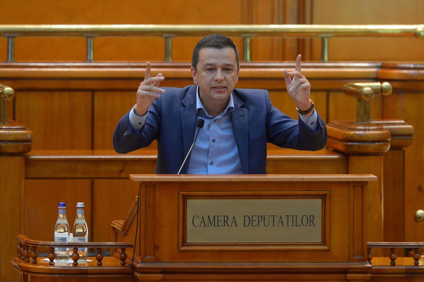 Grindeanu face sondaje prin birourile Camerei Deputaţilor: „Sărut mâna! Vă deranjez cu o întrebare scurtă: s-a depus vreo Lege a salarizării?”