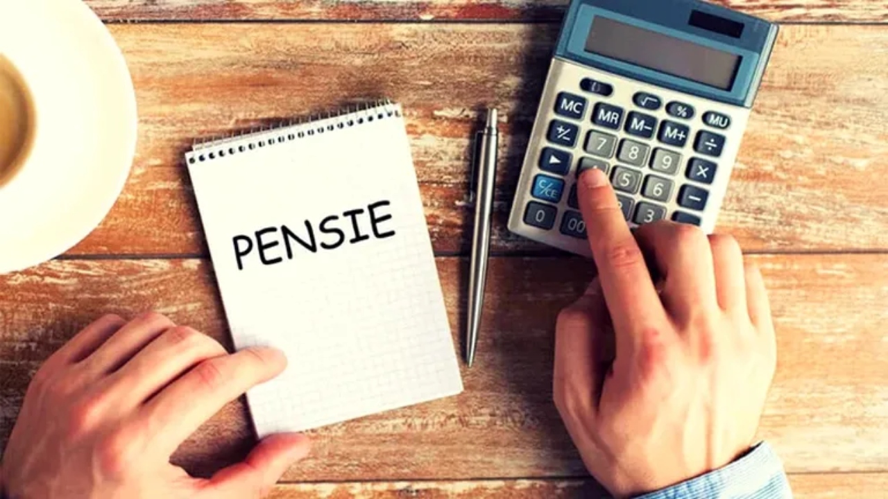 Pensionarii români rămân angajați pentru că nu se mai ajung cu banii. România, țara din UE în care cei mai mulți pensionari muncesc