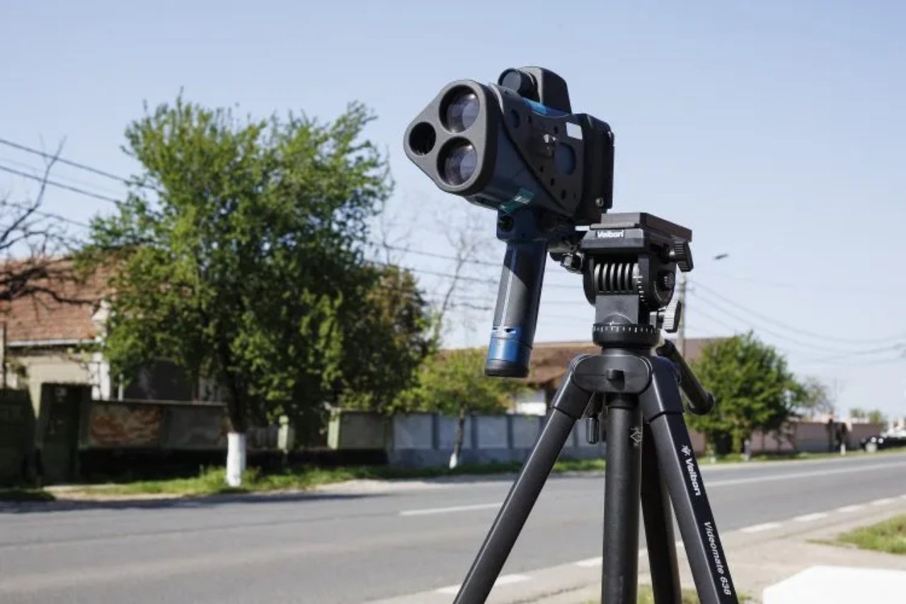 Lista drumurilor din România unde vitezomanii au cele mai mari șanse să fie ”luați” de radar. Metoda frânării bruște, inutilă pentru a scăpa de sancțiuni