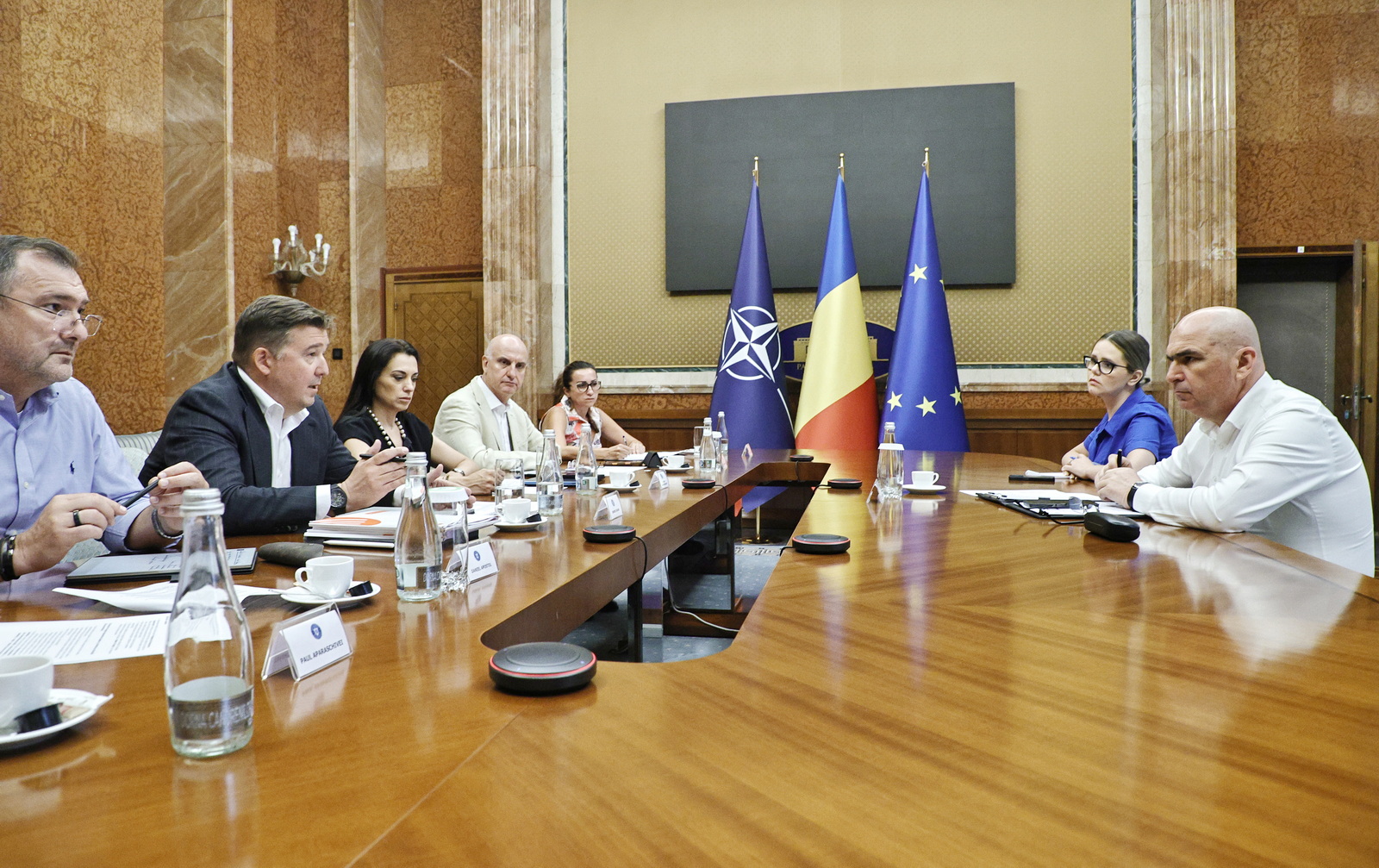 Ilie Bolojan, întâlnire cu patronatele la Palatul Victoria. Ce au discutat despre taxe, criza din energie și investiții