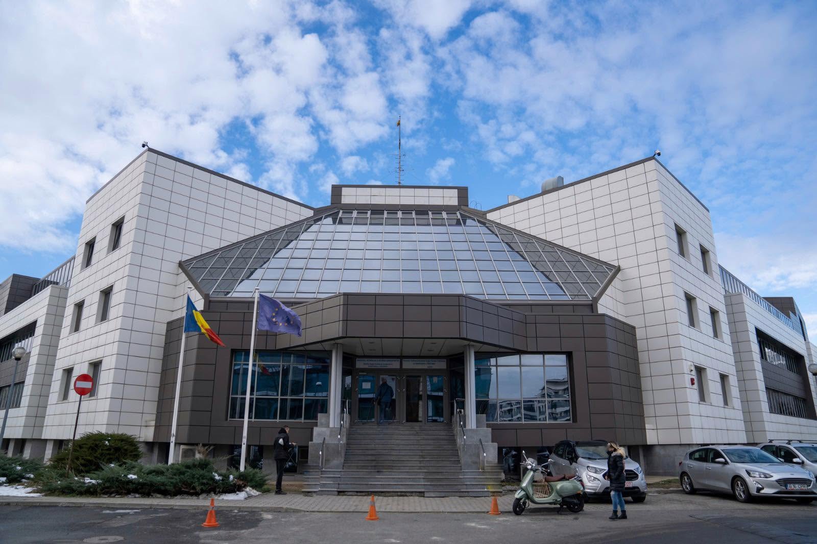 Permisul de conducere și certificatul de înmatriculare se scumpesc începând cu data de 15 septembrie. Cum pot fi achitate tarifele