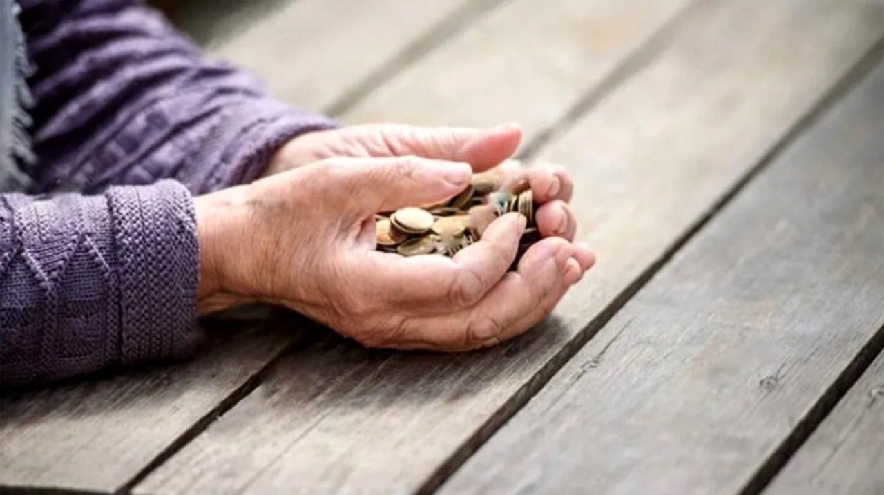 Speranțe pentru seniori. Cu cât ar putea crește pensiile de la 1 ianuarie 2027