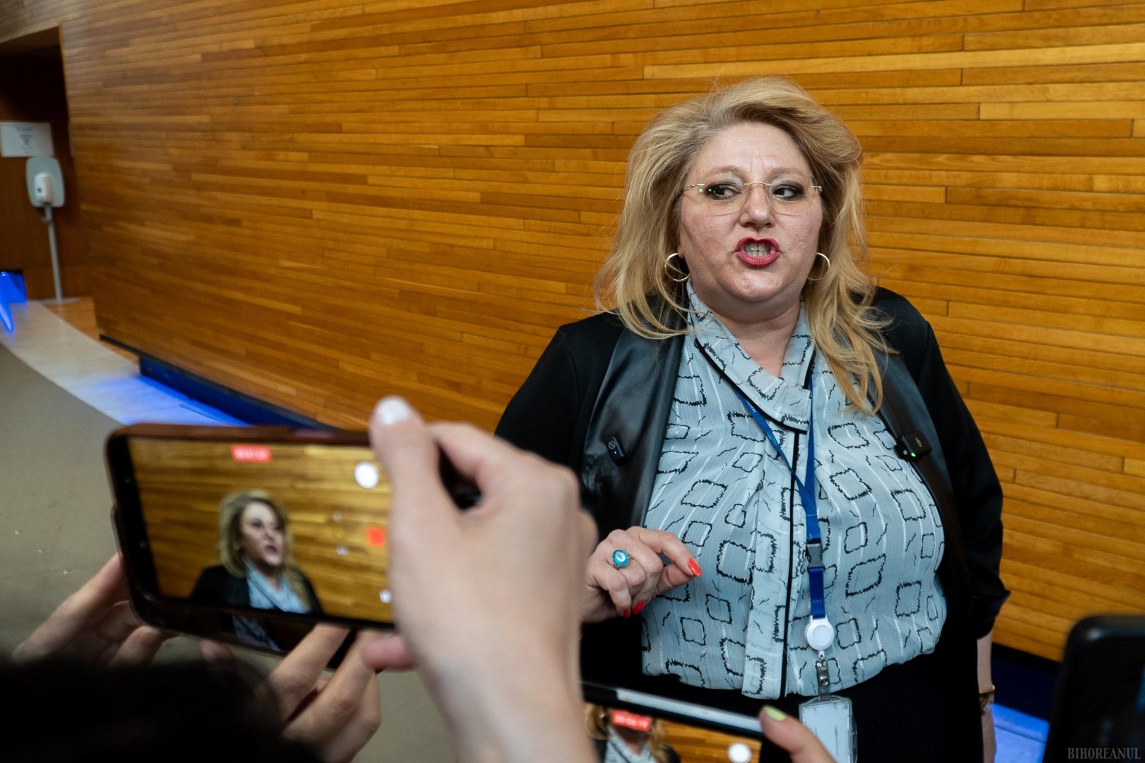 Diana Șoșoacă jubilează de la Bruxelles după ce SOS România a preluat o funcție de conducere în Parlamentul României: „Karma is a bitch”