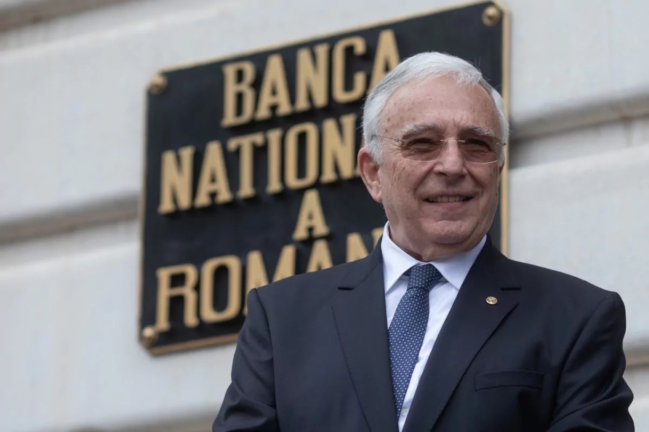 Ești gata să afli ce salariu are Mugur Isărescu? Așază-te mai întâi, pentru că s-ar putea să ai un șoc!