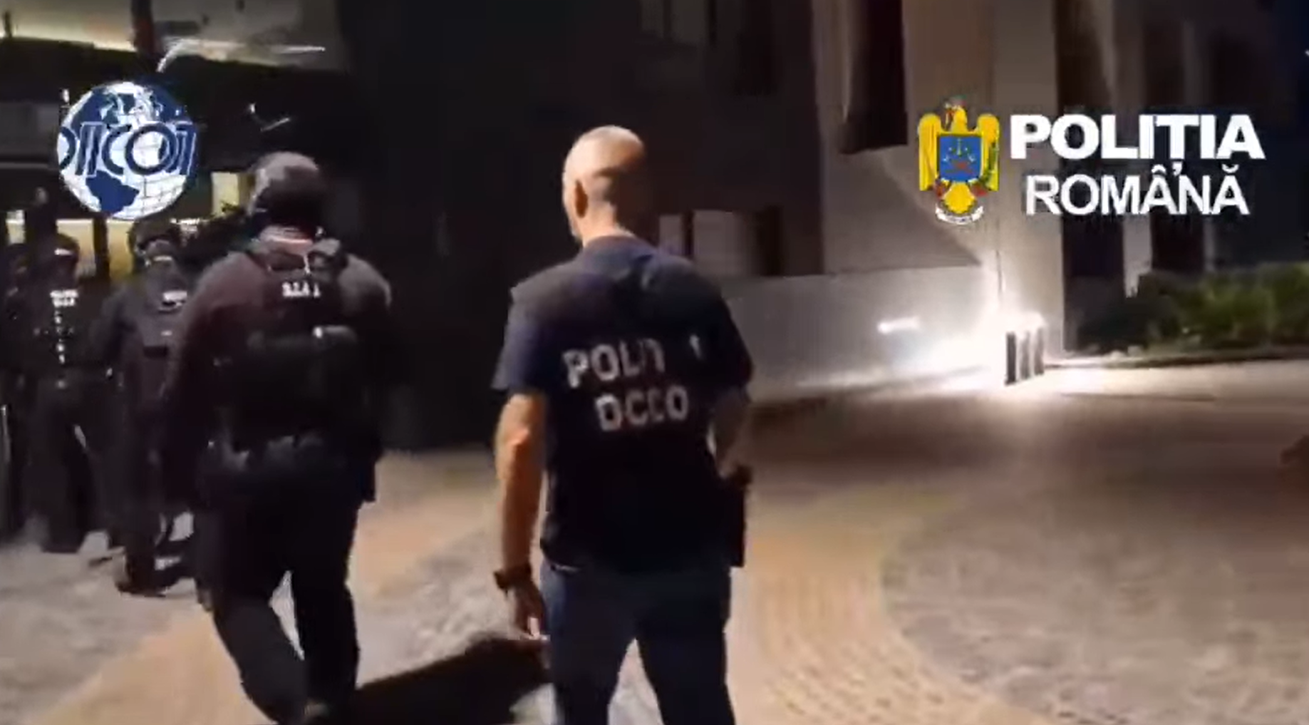 Cetăţean suedez suspectat de implicare în atacuri armate la comandă, prins în România. Percheziții DIICOT în București și Otopeni